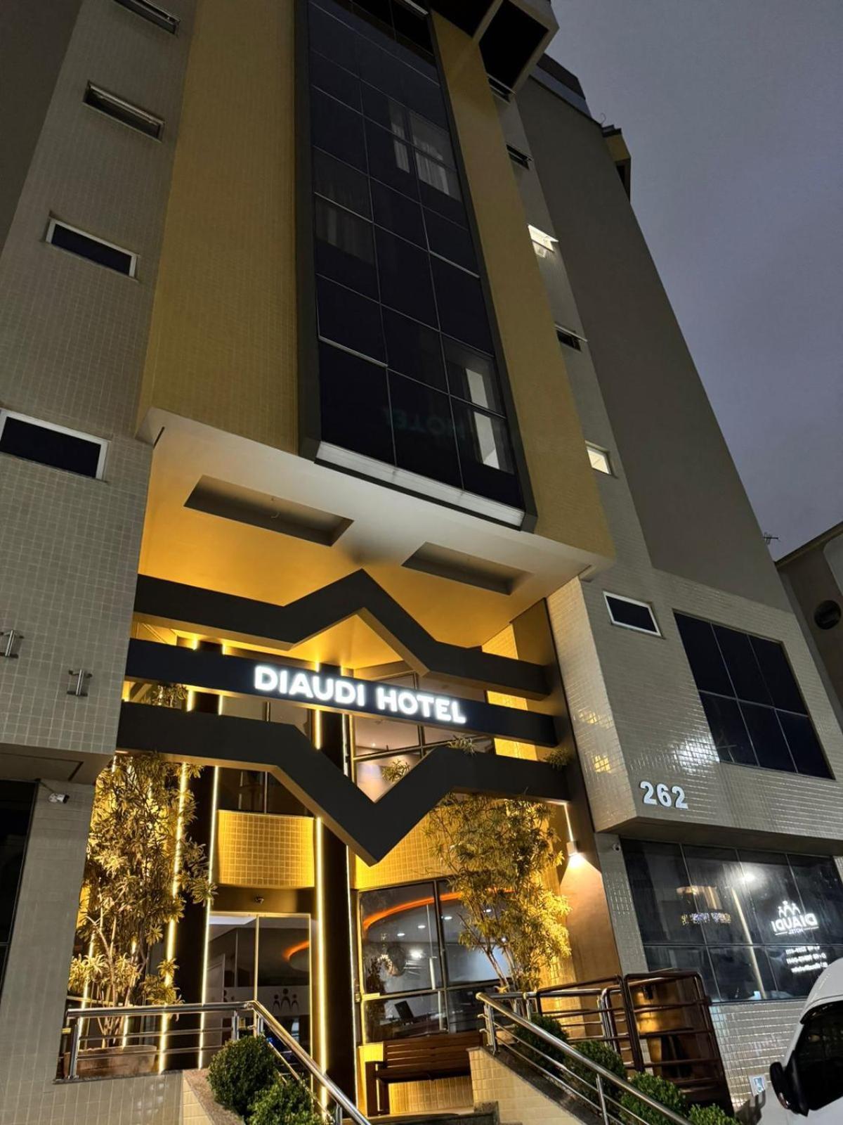 Diaudi Hotel Сао Жозе Екстериор снимка